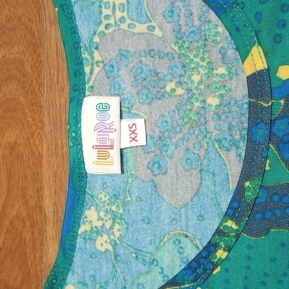 🌻3 For $12🌻LuLaRoe NWOT Blouse Size Xxs - Picture 4 of 4